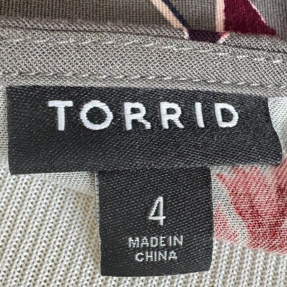 Torrid Gray Lace Floral Tank Blouse Cami Camisole Size 4 - Picture 3 of 3